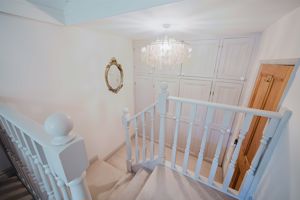 Principal bedroom- click for photo gallery
